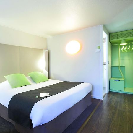 Campanile Montbeliard - Sochaux Hotell Exteriör bild