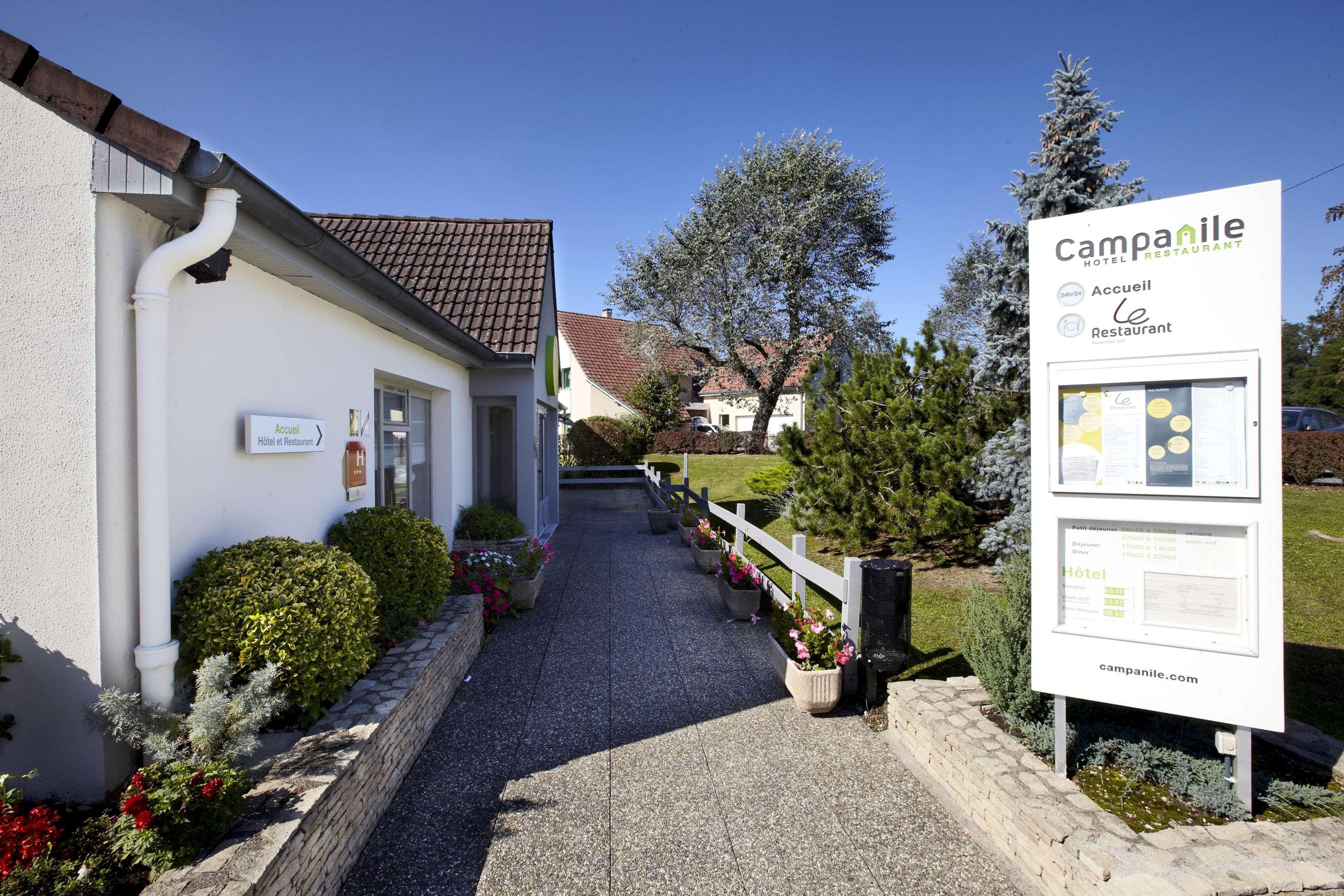 Campanile Montbeliard - Sochaux Hotell Exteriör bild