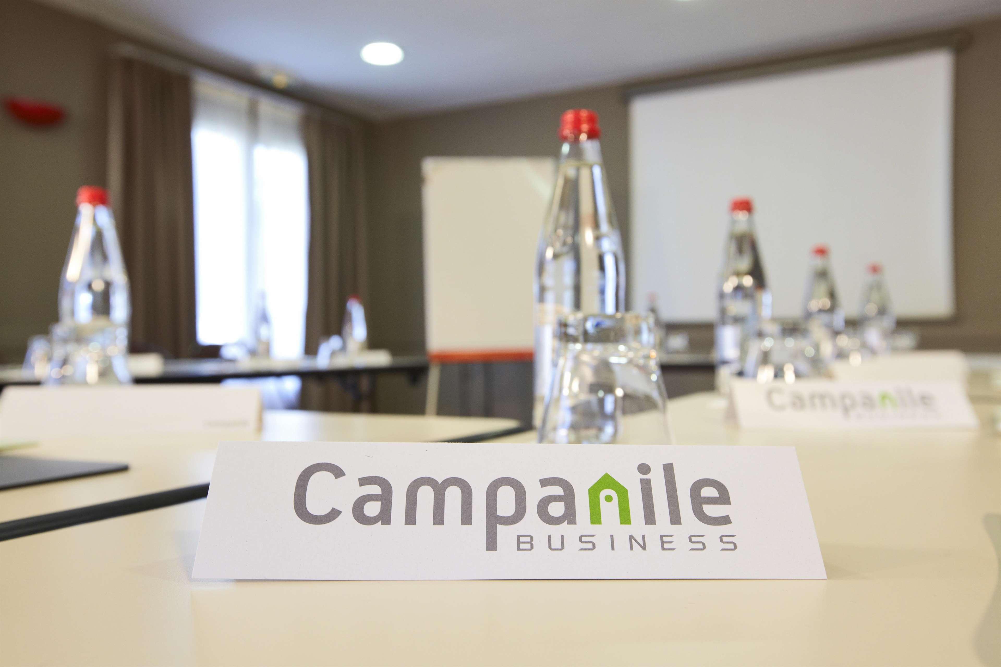 Campanile Montbeliard - Sochaux Hotell Exteriör bild