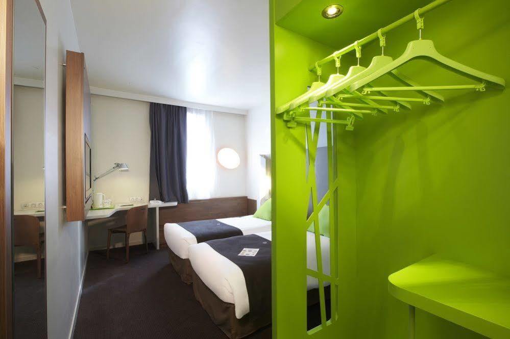 Campanile Montbeliard - Sochaux Hotell Exteriör bild